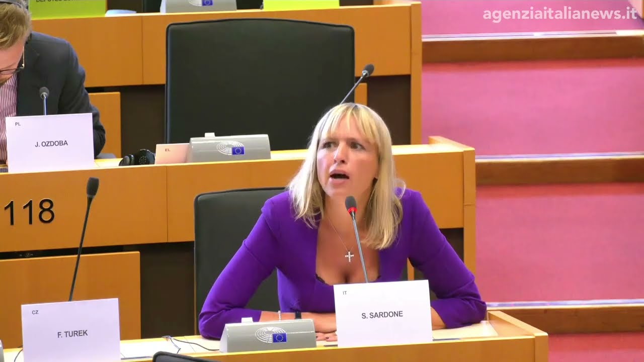 SARDONE: "VI RENDETE CONTO LE VOSTRE POLITICHE STANNO TRAGHETTANDO L’ECONOMIA VERSO L’ABISSO"