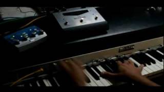 Video thumbnail for Alesis Ampliton + Rotosphere + Rhodes by Jallyjay