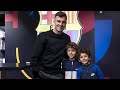 IÑAKI PEÑA surprises fans at FCB STORE! ?❤️