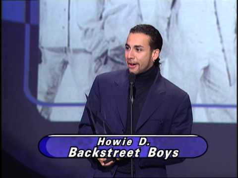 Backstreet Boys wins Pop/Rock Band Duo or Group- AMA 2000