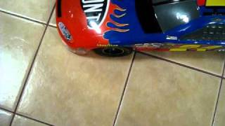 preview picture of video 'Nascar 1:6 scale rc.'