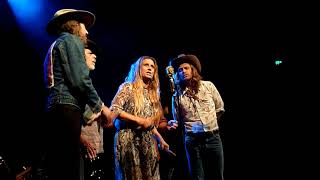 Shackle & Chain (part) - Kasey Chambers - Seymour Centre Sydney - 21-6-18