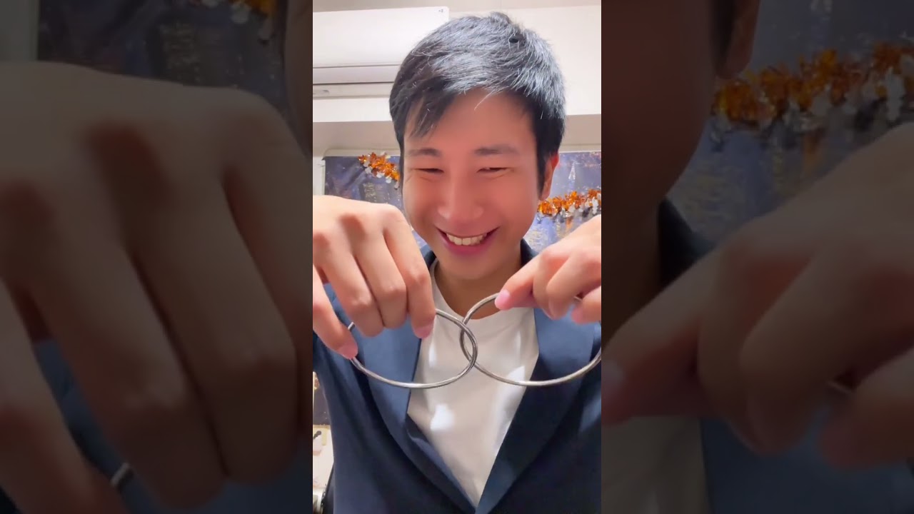 本当に曲がるの⁉️超至近距離スプーン曲げマジック