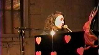 Regina Spektor - "Baobabs" (2004-02-14) - 6 of 17