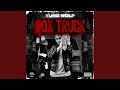 BOX TRUCK
