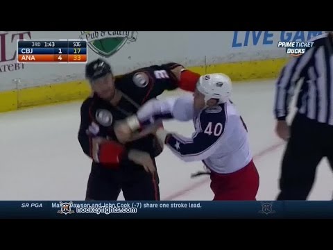 Jared Boll vs Clayton Stoner