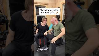 Download lagu Who’s listening to Last Man Standing on Thursday night?? 🎻 mp3 Download lagu Who’s listening to Last Man Standing on Thursday night?? 🎻 mp3