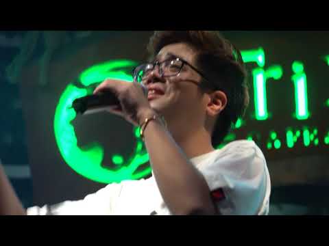 [4k Fancam] 180511 Bùi Anh Tuấn - Riêng Một Góc Trời @ Trixie Cafe&Lounge