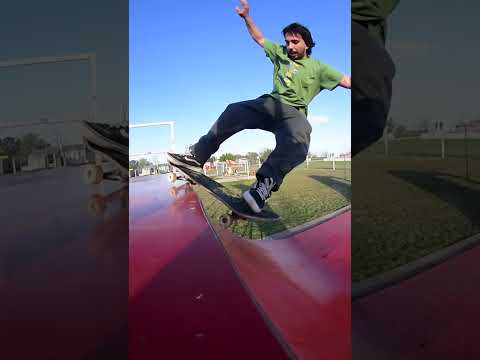 Fs Tailslide- Relmo, La Pampa- Diego- Sketchy  #skateboarding #skateboard #skate #argentina