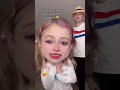 Giorgia Diventa Bambina Piccola Per Farsi Comprare Un Regalo Da Papà Salvo Shorts