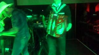 Kinky para poder llegar a ti el paso tx 9 mayo 15