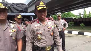 Download lagu ketika Kapolda Sulsel punguti sampah di Flyover Makassar mp3 Download lagu ketika Kapolda Sulsel punguti sampah di Flyover Makassar mp3