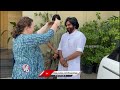 Pawan Kalyan Wife Welcomes Him After Victory | AP Election Results 2024 | V6 News - Video