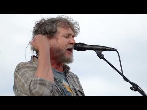 Leftover Salmon - "Breakin' Thru" (Live)