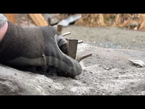 How to split large boulders! Using ‘Wedge and Feathers’