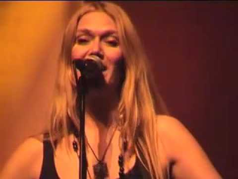 Treble - Essa Bonna - Live in 2006