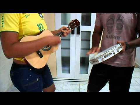 Db7 Gb C7 Fm - Cavaquinho e afoxé, o pandeiro é sensação