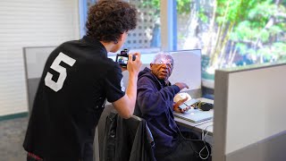 Download lagu Taking Pictures of Strangers Prank mp3 Download lagu Taking Pictures of Strangers Prank mp3