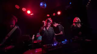 Springsister - Pia Fraus (live in NYC)