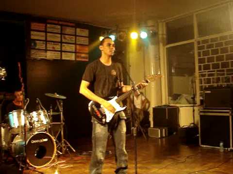 Veja - Banda Pisaduras