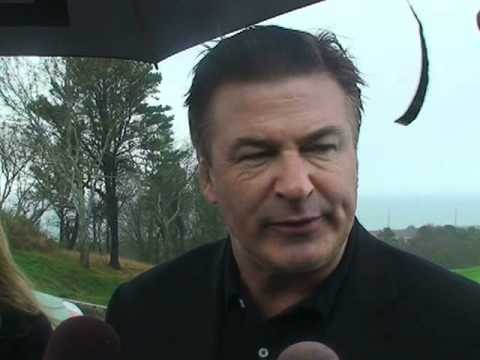 Alec Baldwin speaks about "Schweddy Balls"