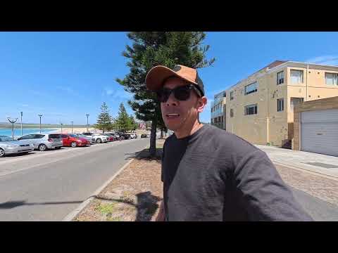 Waking up in the street of Sydney