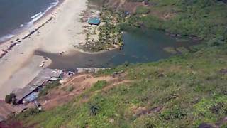 preview picture of video 'Paragliding in Arambol, Goa - Birdseye view'