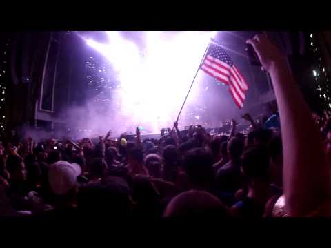 Tiesto closing his set @ Electric Zoo 2012! (1080p HD)