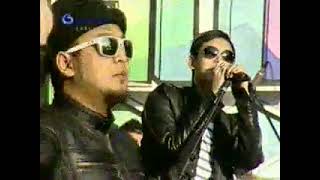 Download lagu Bondan Prakoso & Fade2Black - Tetap Semangat (Live 100% Ampuh Global TV 2012) mp3 Download lagu Bondan Prakoso & Fade2Black - Tetap Semangat (Live 100% Ampuh Global TV 2012) mp3