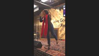 Denise King Singing Proud Mary