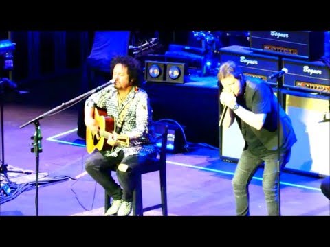 Videoclip de No Love (Live) — Toto