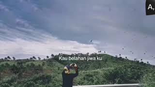 Download lagu Tetap Disini - Hendri Dekrath ft  Shely Starla ( lyrics video ) mp3