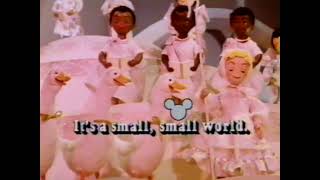 &quot;it&#39;s a small world&quot; Sing - Along