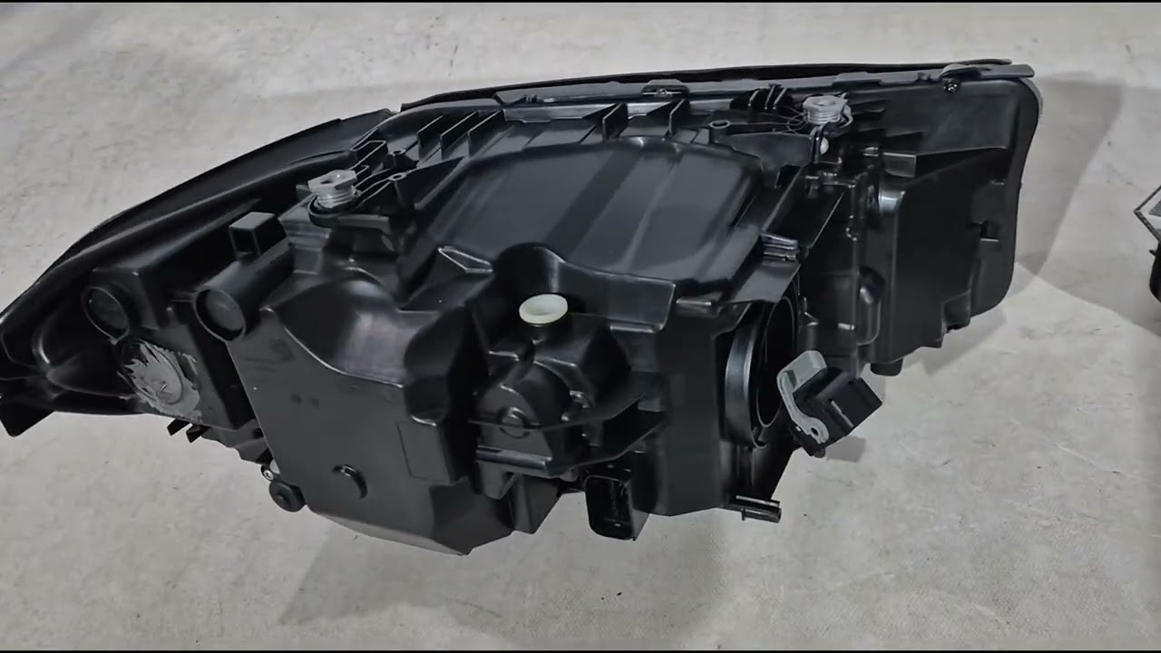 BMW 5 серия G30/G31 2017-2023 гг. Передние фары FullLed (для 2017-2020) Video 2