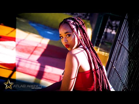 Kelly Veiga - Sacode (Prod.Blaeckfull)