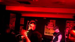 HELLKRUSHER.scotty dropped his guitar.......with a twang