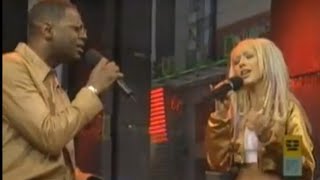 Christina Aguilera &amp; Brian Mcknight: &quot;Have Yourself a Merry Little Christmas&quot; (Live at MTV TRL 2000)
