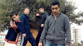 Download lagu The Walking Dead Hapishane (Bsk) Yapım mp3