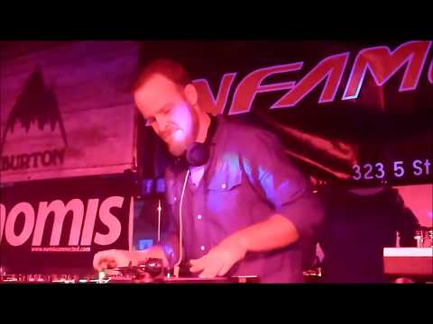 SKRATCH BASTID & CHRIS KARNS (THROW YOUR PANTIES PARTY) (11/16/13)