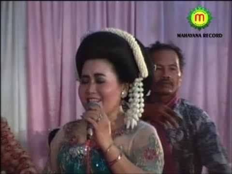 Jamiyem feat. Sartono - Tlogo Warno | Becak Pati (Official Music Video)