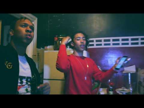 Dolo Bz Ft Yoshi Lite RUN IT UP