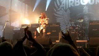Airbourne - Stand Up For Rock 'N' Roll - LIVE