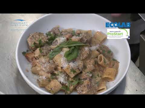 Italian Regional Cooking - Pork Ragu with Rigatoni