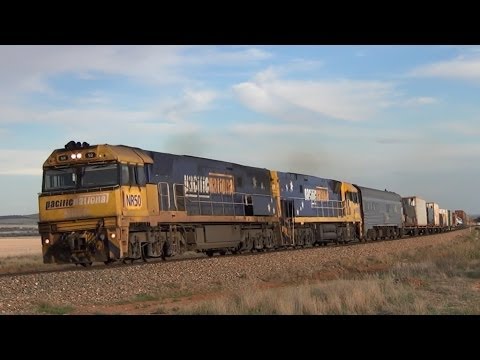 Pacific National 1MP5 leaving Snowtown