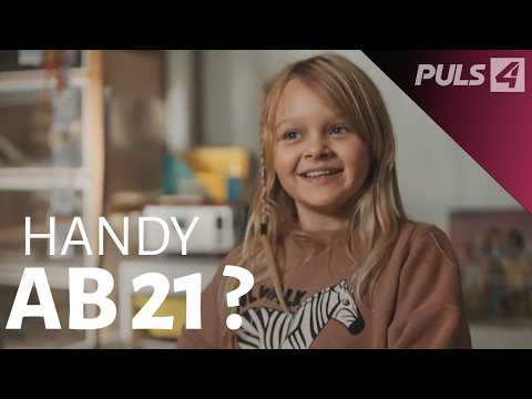 Smartphone children: When is the right time for the first mobile phone? | PULS 4 documentary