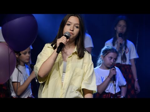 Magda Pająk & KChD - "Chmury" [KONCERT LIVE 2/23]