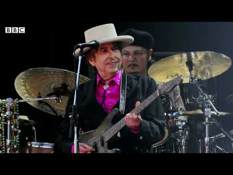 David Bowie estate sells his back catalogue for up to $250m