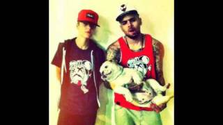 ‪Chris Brown ft. Justin Bieber - Ladies Love Me (Boy In Detention)‏