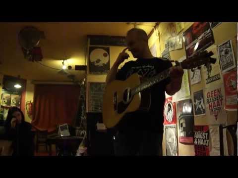 JAMES BAR BOWEN - LIVE @ MOLLI CHAOOT - AMSTERDAM - NL - 28-10-2012 - PT 1.