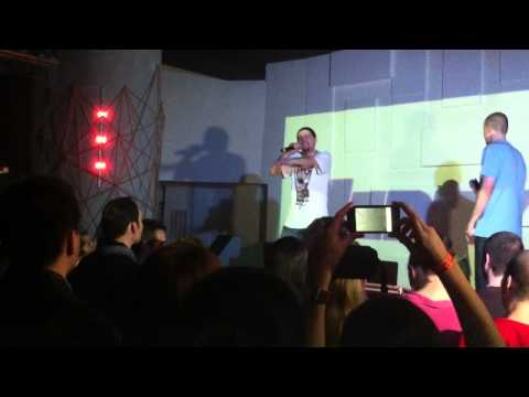 JerryCo & Mario V - Orice e posibil (Live@Club Space 26.11.2011)